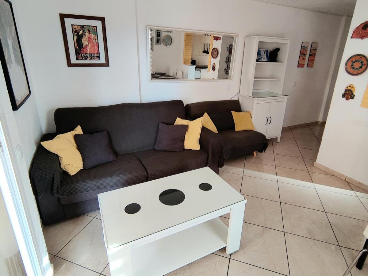 Minerva 1-Bedroom Close To The Beach Park Etc เบนัลมาเดนา ภายนอก รูปภาพ