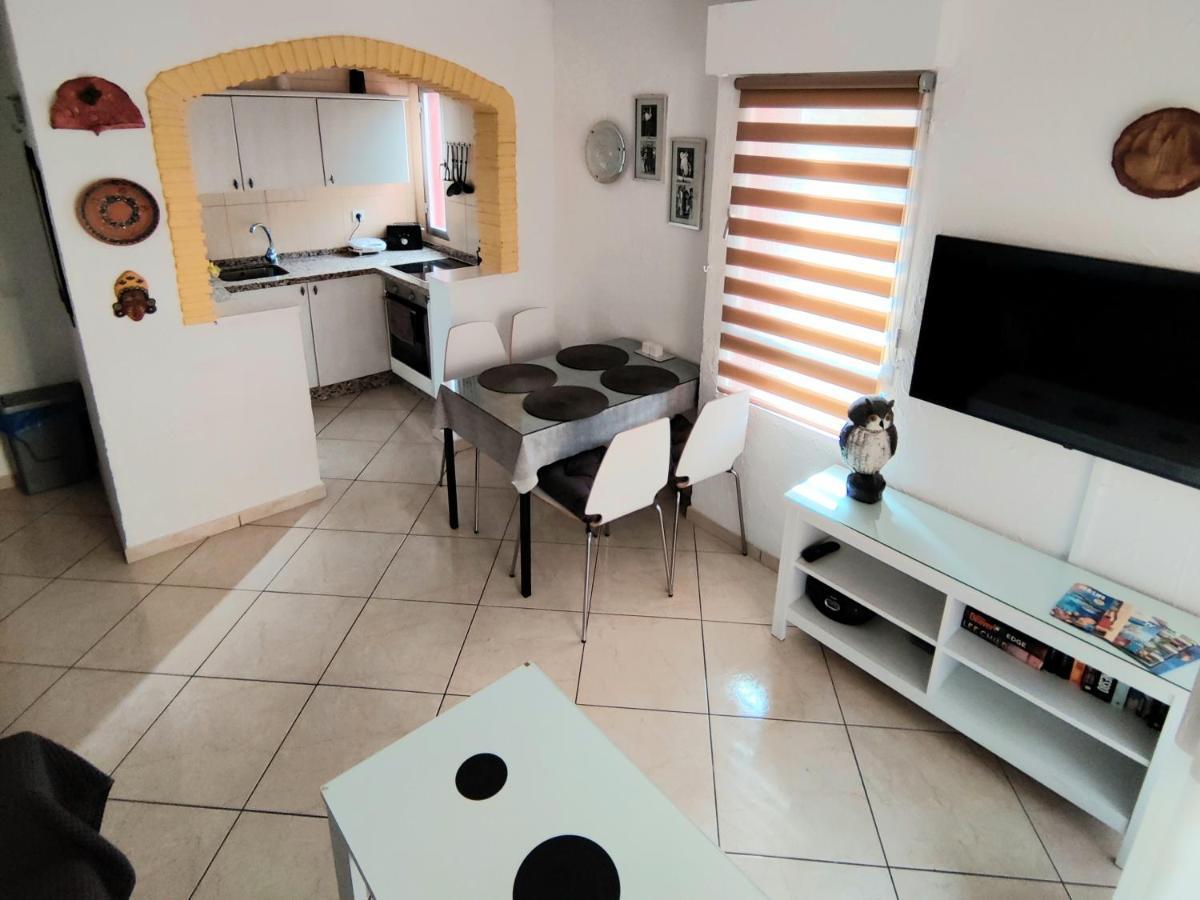 Minerva 1-Bedroom Close To The Beach Park Etc เบนัลมาเดนา ภายนอก รูปภาพ